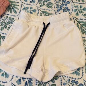 Women's White Varley Ollie High-Rise Short 3.5  XXS Shorts
